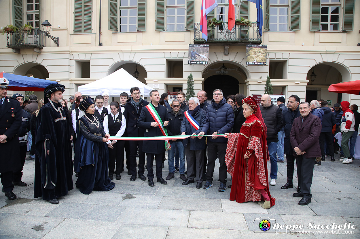 VBS_6865 - Fiera dei Santi - 12.ma Fiera Nazionale del Tartufo.jpg
